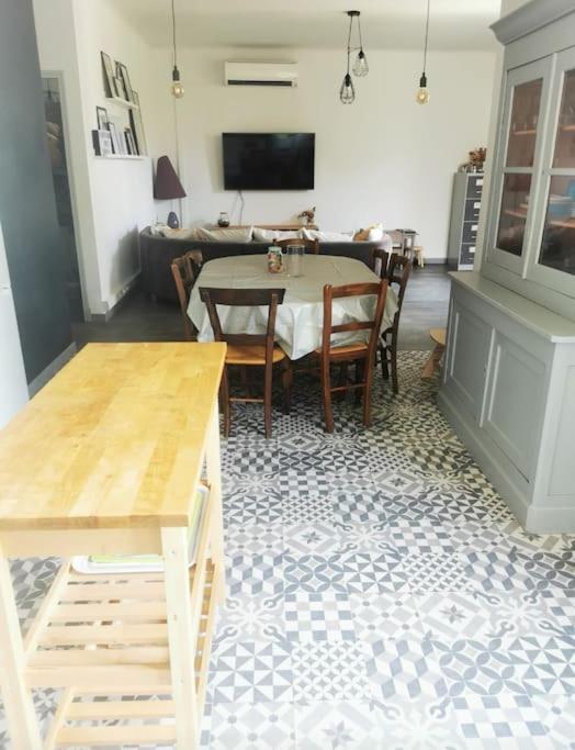 Maison Avec Piscine Dans Village Provencal. Courthézon Zewnętrze zdjęcie