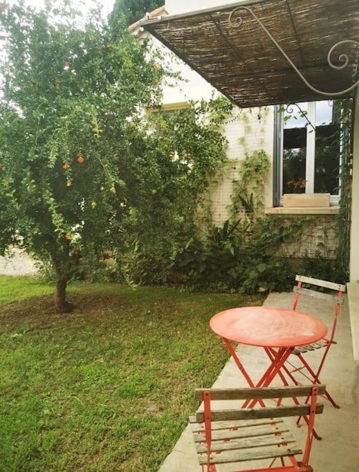 Maison Avec Piscine Dans Village Provencal. Courthézon Zewnętrze zdjęcie